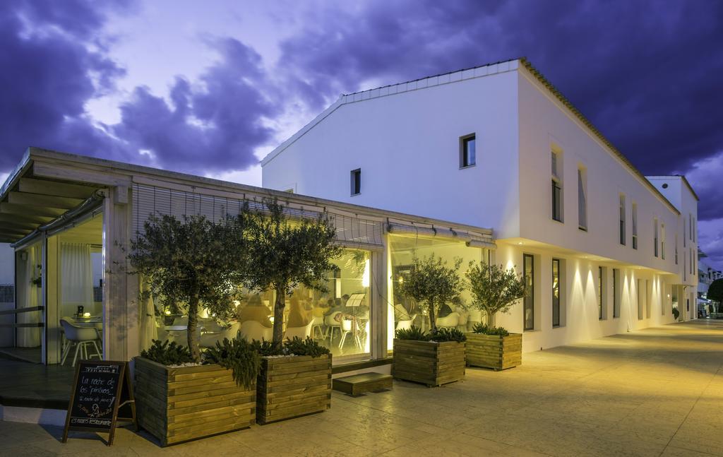 Hotel Es Mares San Francisco Javier Exterior foto